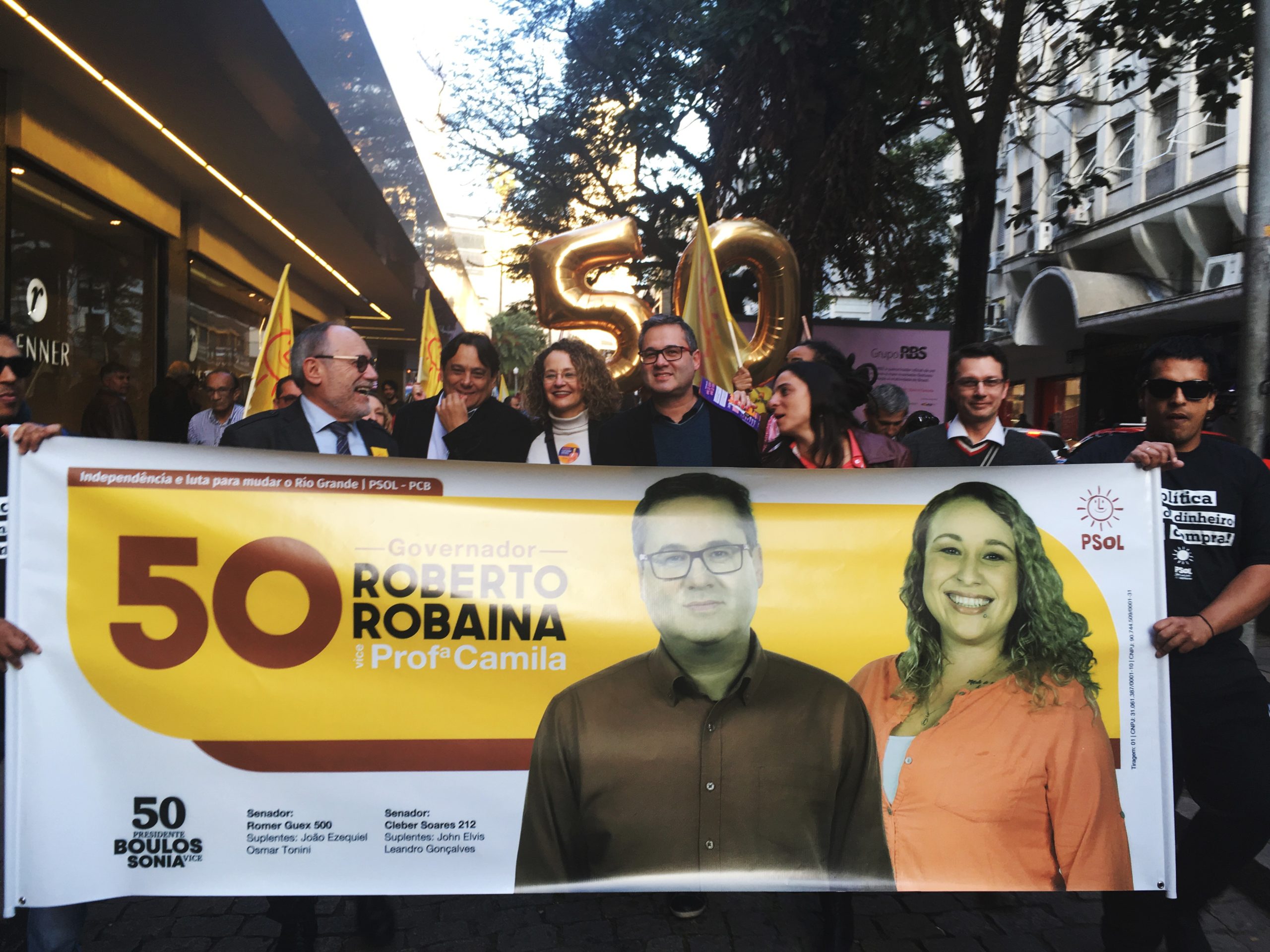 Robaina e candidatos da coligação PSOL-PCB dão início à campanha nas ruas